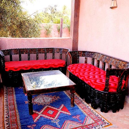 Hotel Latifa House Sbiti Exterior foto