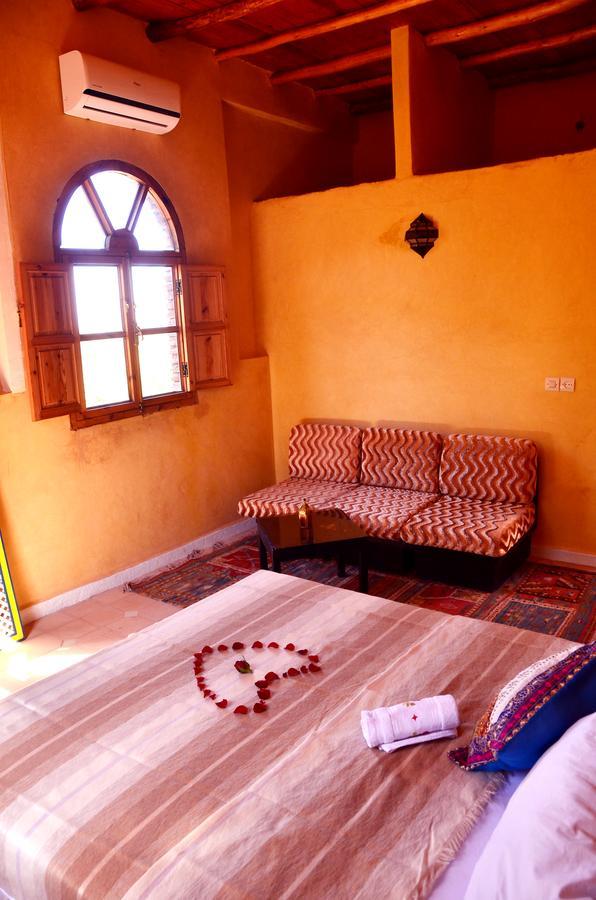 Hotel Latifa House Sbiti Exterior foto