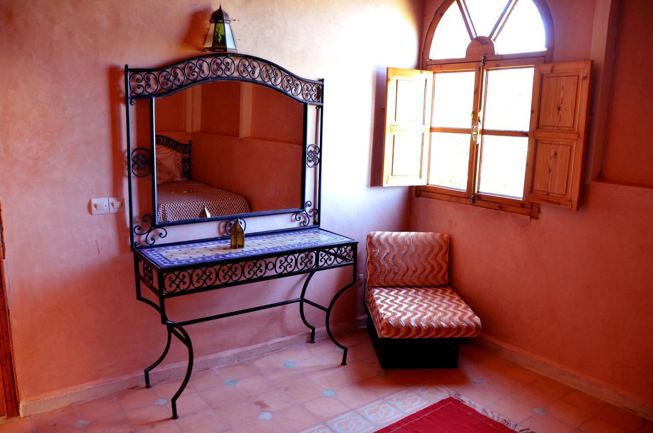 Hotel Latifa House Sbiti Exterior foto