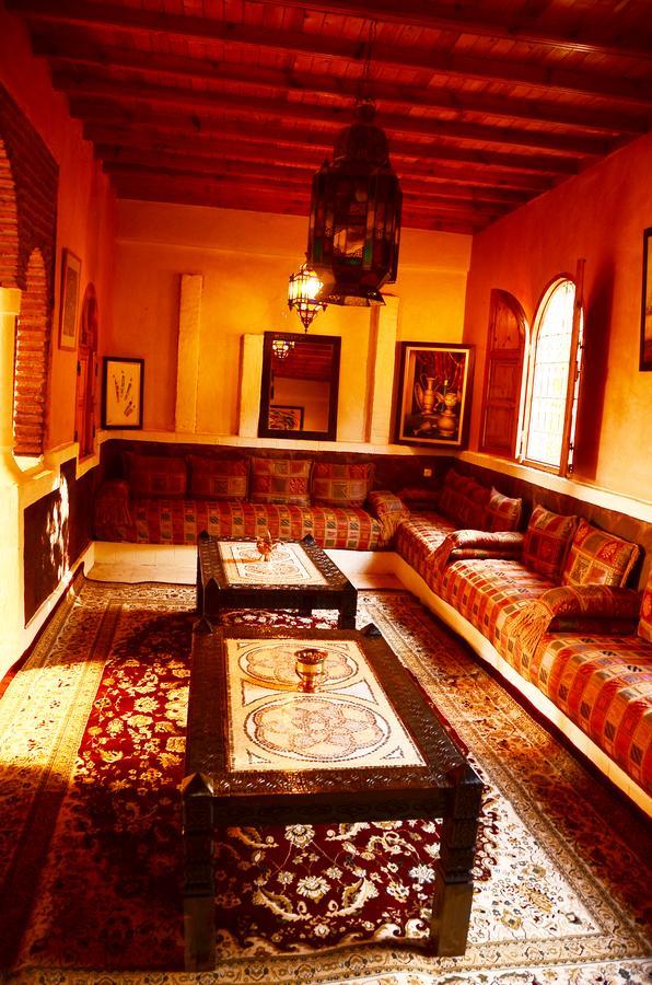 Hotel Latifa House Sbiti Exterior foto
